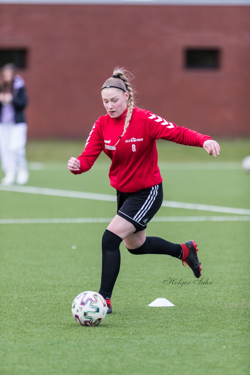 Bild 191 - Co-Trainerin der Frauen Nationalmannschaft Britta Carlson in Wahlstedt